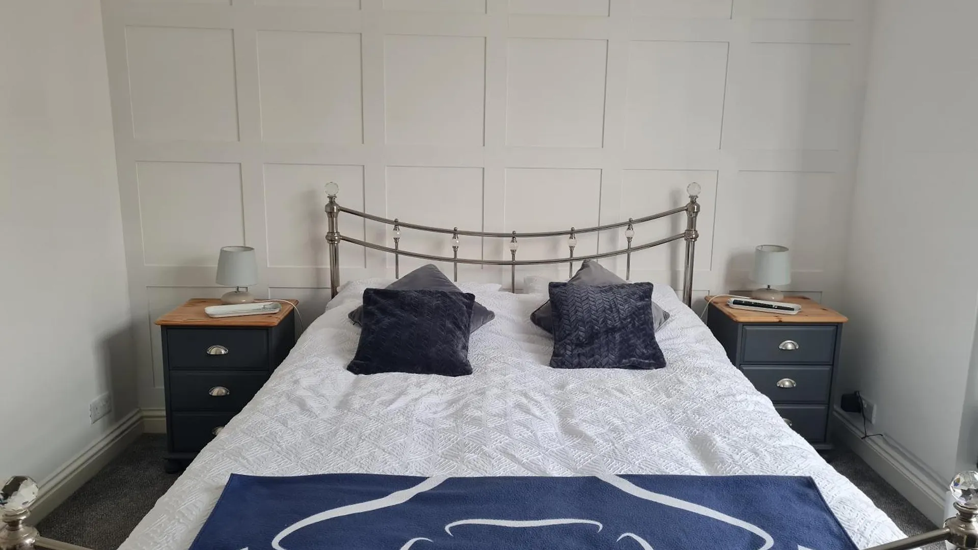 Yorkshire Rose - 2 Bed Apartment Sleeps 6 Scarborough